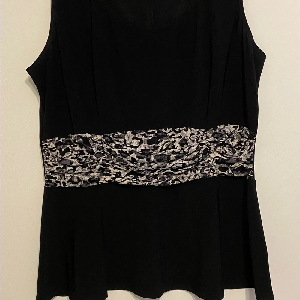 Perceptions Black 2 piece outfit with Animal Print Accent, lightweight - Picture 5 of 12